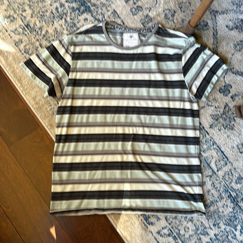On The Byas size large men’s shirt
